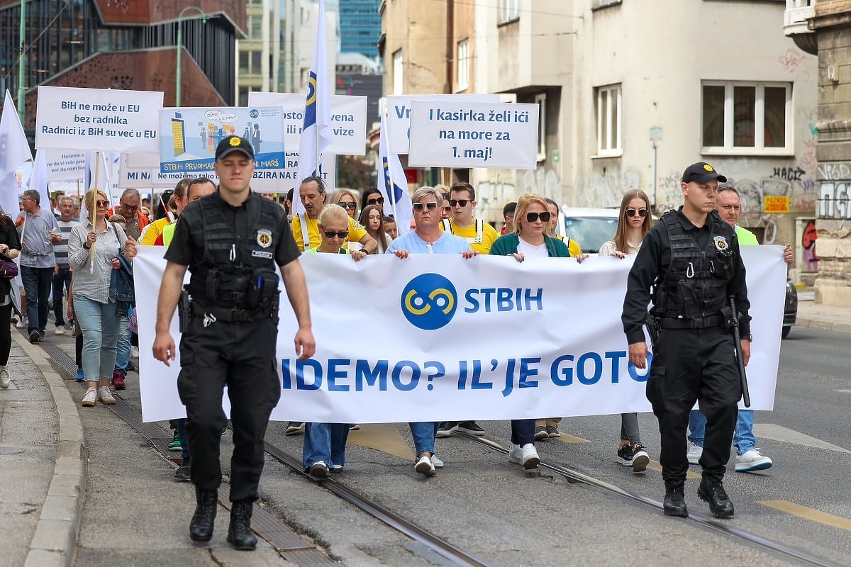 Prvi maj u BiH – protesti i roštilj